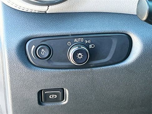 Used 2020 Chevrolet Blazer LT w/ LPO, Floor Liner Package image 10