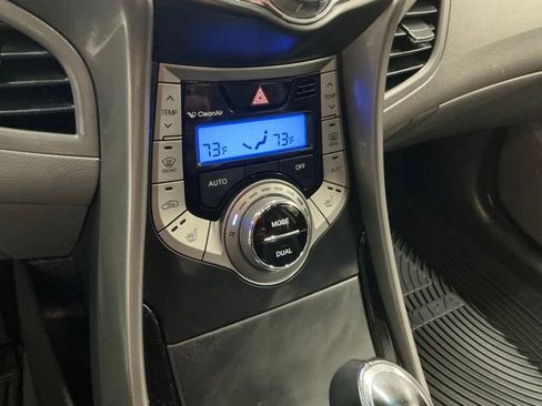 Used 2013 Hyundai Elantra Limited w/ Technology Pkg image 23