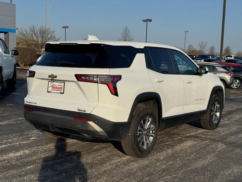 Used 2026 Chevrolet Equinox LT image 3