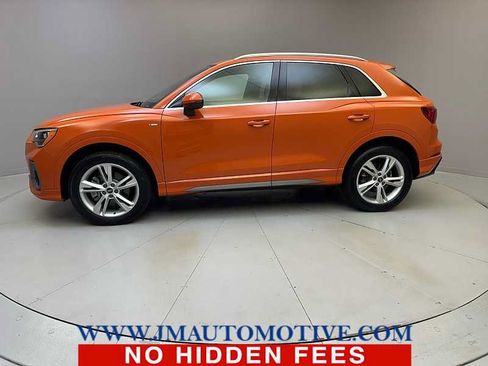 Used 2021 Audi Q3 2.0T Premium w/ Convenience Package AWD/4WD image 2