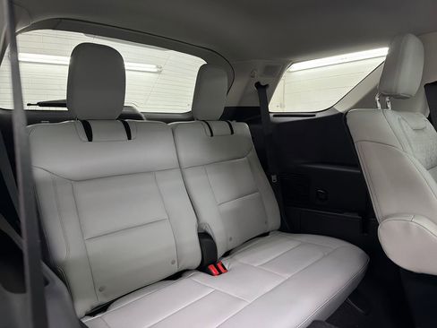 New 2026 Ford Explorer Platinum AWD/4WD image 31