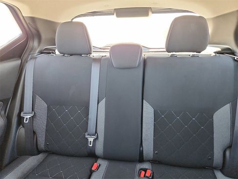 Used 2019 Nissan Kicks SV image 30