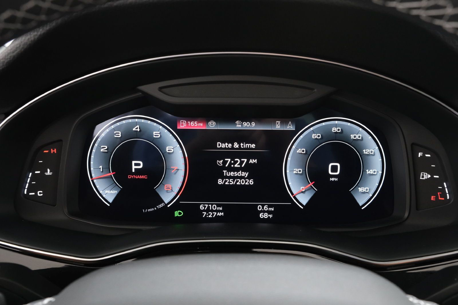Used 2025 Audi Q8 Premium Plus AWD/4WD image 15