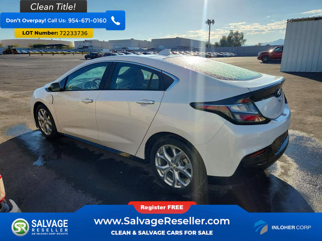 Used 2017 Chevrolet Volt Premier w/ Driver Confidence II Package FWD image 3