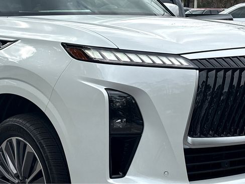 New 2026 INFINITI QX80 Luxe w/ Cargo Package image 24