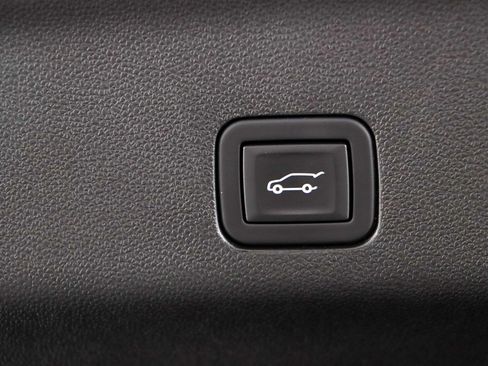Used 2024 GMC Yukon AT4 w/ AT4 Premium Plus Package AWD/4WD image 35