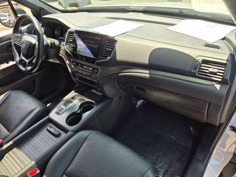 Used 2023 Honda Passport EX-L image 32