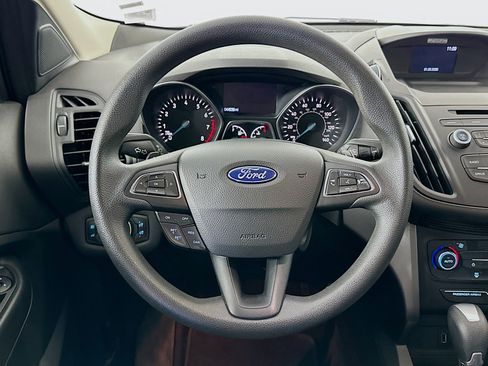 Used 2017 Ford Escape SE image 17