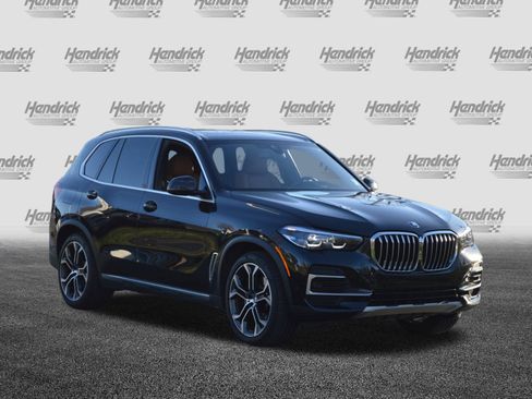 Used 2023 BMW X5 xDrive40i w/ Premium Package image 5