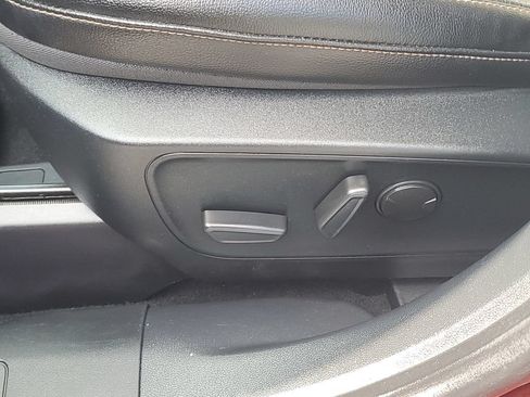 Used 2021 Ford Escape Titanium w/ Titanium Elite Package FWD image 16
