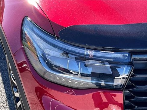 Certified 2025 Ford Explorer ST-Line w/ Premium Package image 30