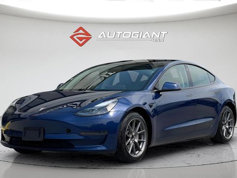 Used 2023 Tesla Model 3 Standard Range image 6