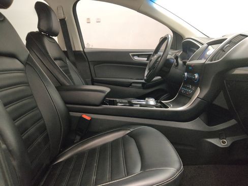 Used 2019 Ford Edge SEL w/ Equipment Group 201A FWD image 21