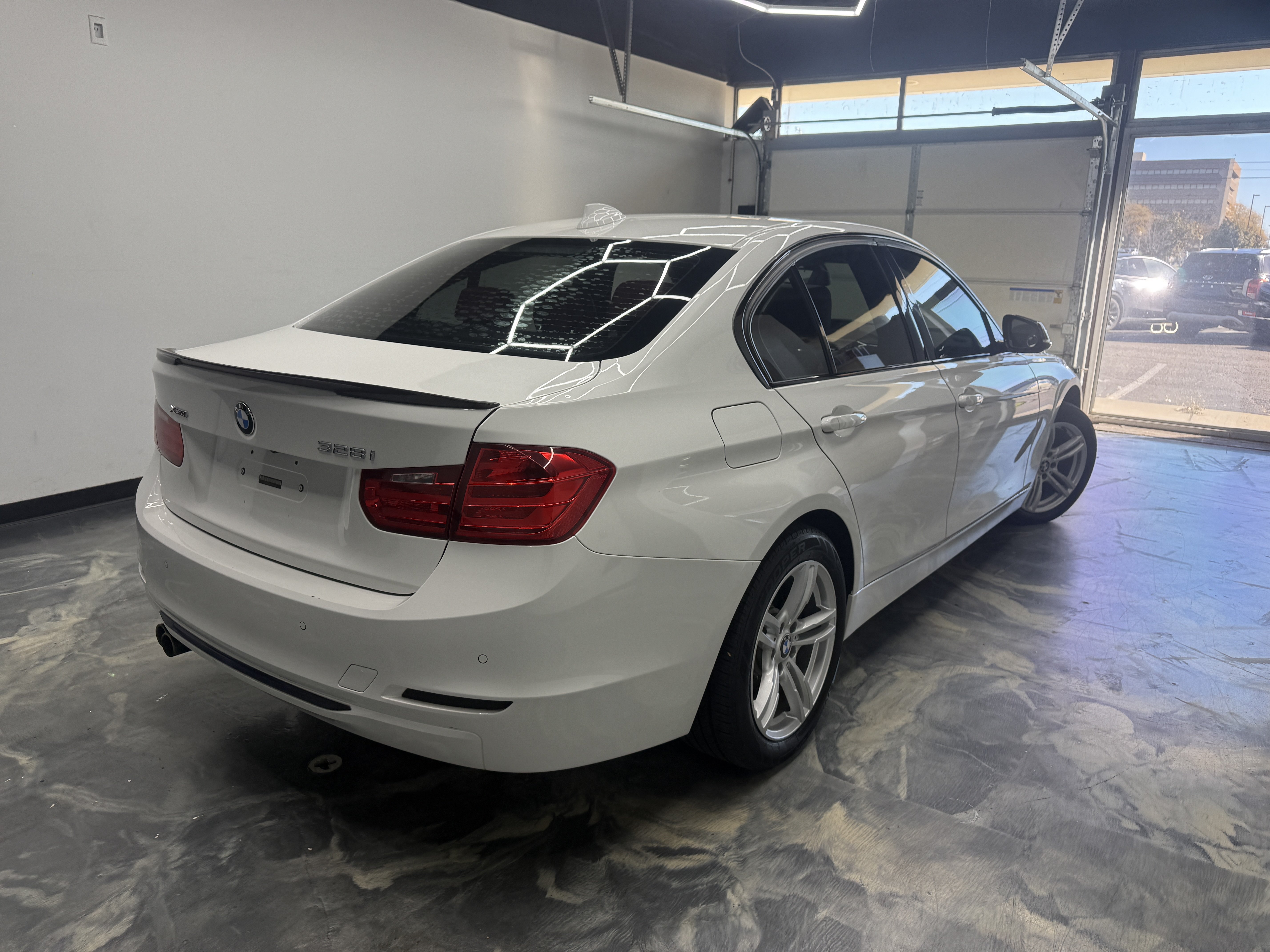 Used 2015 BMW 328i xDrive Sedan AWD/4WD image 5
