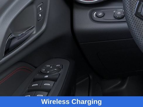 New 2026 Chevrolet Trax RS w/ Sunroof Package FWD image 23