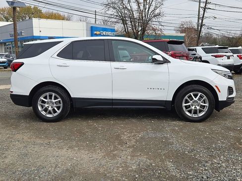 Used 2023 Chevrolet Equinox LT image 9