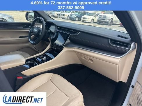 Used 2023 Jeep Grand Cherokee Limited w/ Luxury Tech Group II RWD image 7