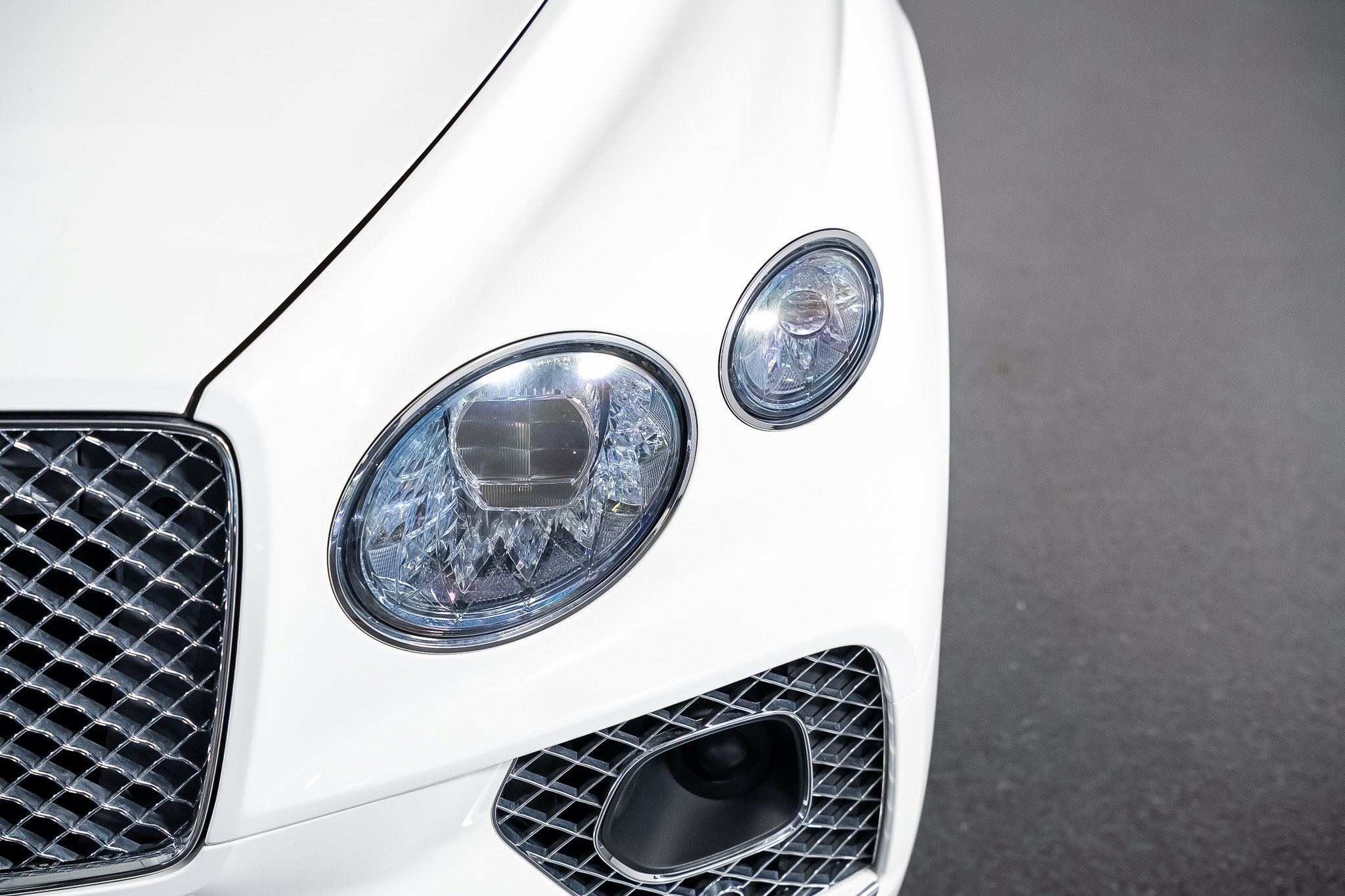 Used 2022 Bentley Bentayga AWD/4WD image 8
