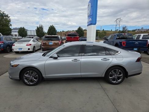 Certified 2025 Honda Accord EX-L image 8