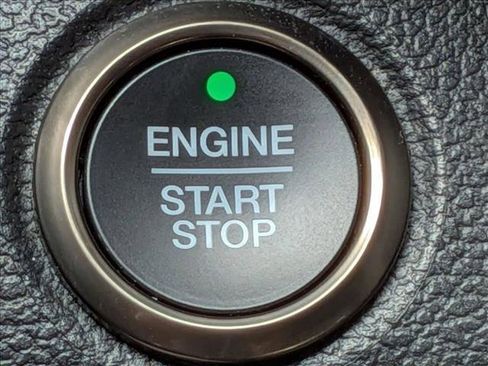 Used 2018 Ford F150 Raptor w/ Equipment Group 802A Luxury image 16