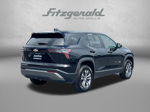 Used 2026 Chevrolet Equinox LT AWD/4WD image 8