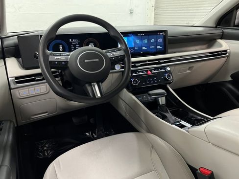 Used 2025 Hyundai Tucson SEL image 14