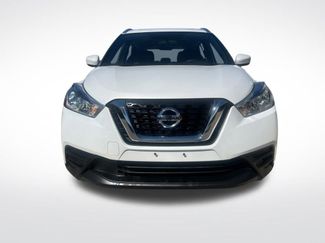 Used 2019 Nissan Kicks SV video 2
