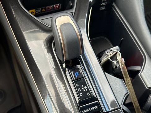 Used 2024 Toyota Crown AWD/4WD image 17