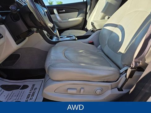 Used 2012 GMC Acadia SLT AWD/4WD image 16