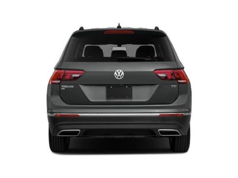 Used 2019 Volkswagen Tiguan SE w/ Panoramic Sunroof Package image 5