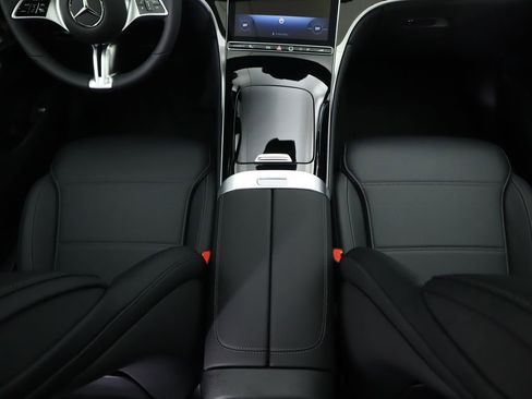 Certified 2026 Mercedes-Benz GLC 300 image 18