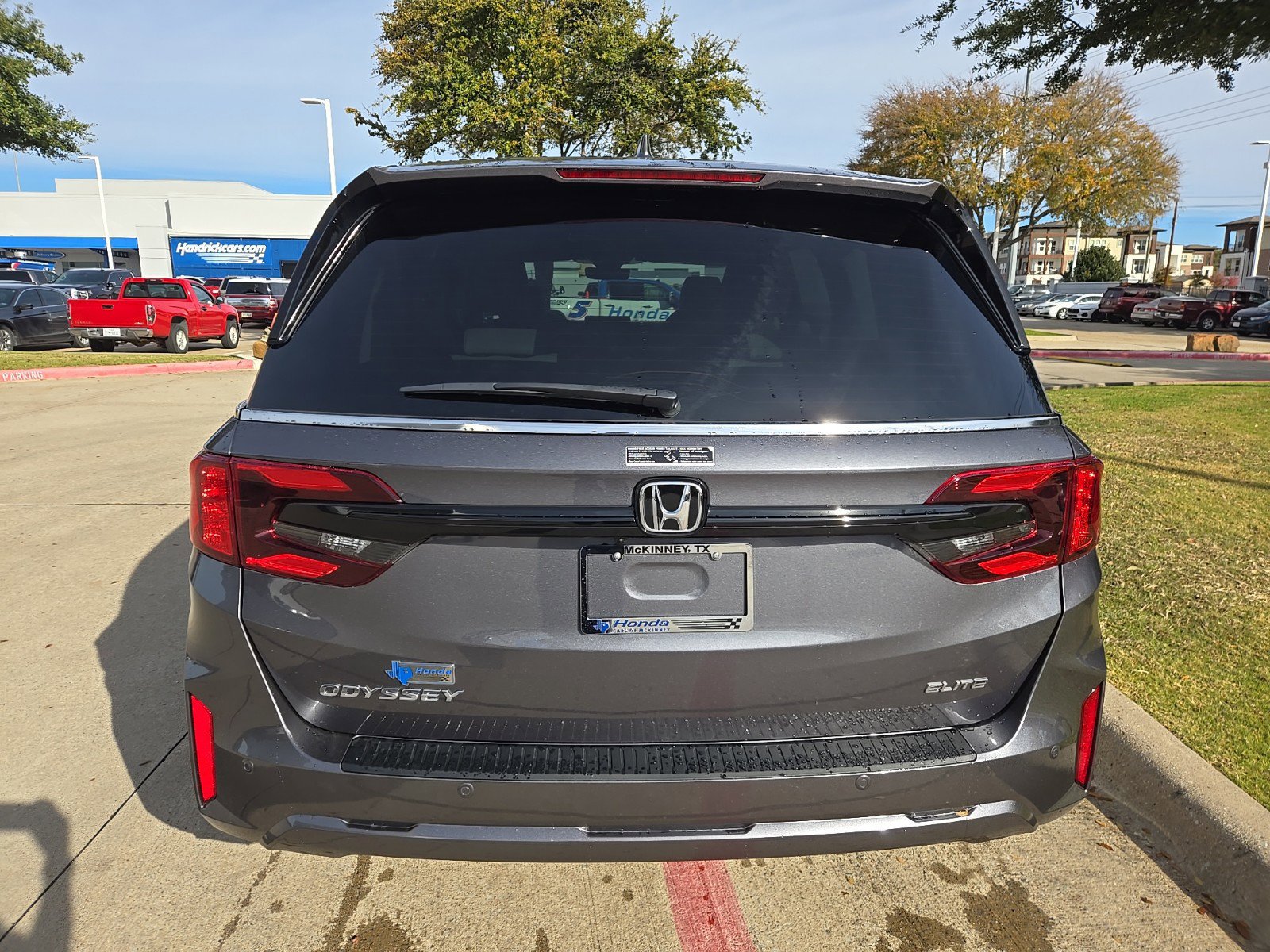 New 2027 Honda Odyssey Elite image 8