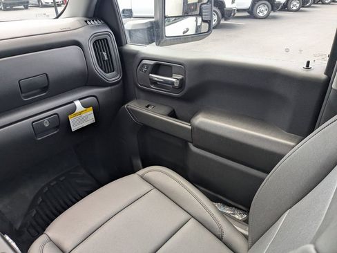 New 2024 Chevrolet Silverado 3500 W/T image 18