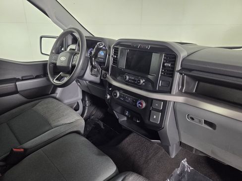 Used 2023 Ford F150 XLT AWD/4WD image 32