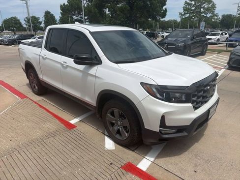 Certified 2024 Honda Ridgeline TrailSport image 8