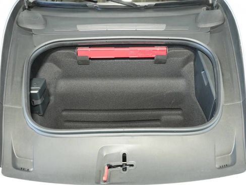 Certified 2025 Porsche 911 Carrera T image 30