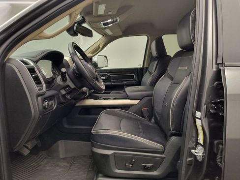 Used 2022 RAM 2500 Laramie AWD/4WD image 5