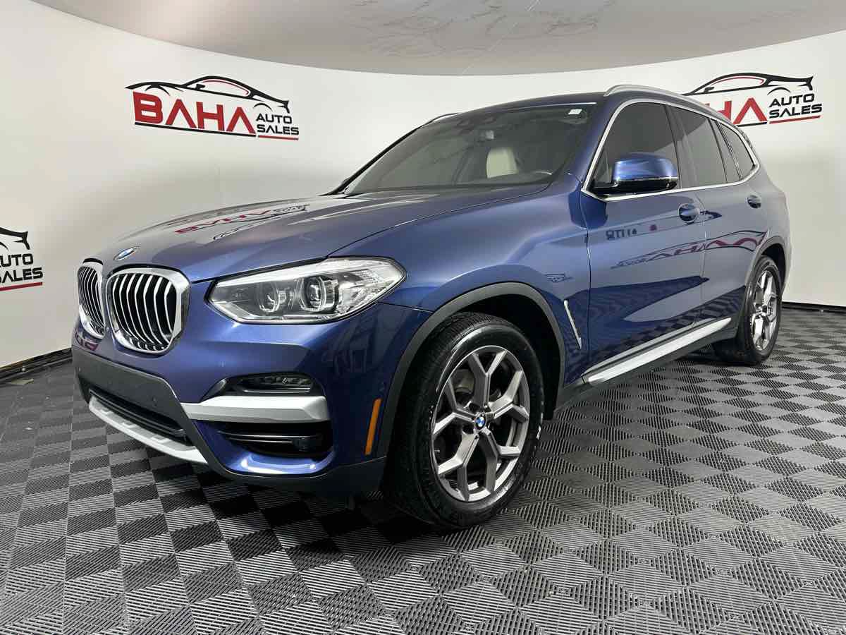 Used 2020 BMW X3 xDrive30i w/ Premium Package AWD/4WD image 3