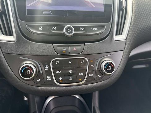 Used 2025 Chevrolet Malibu LT image 26