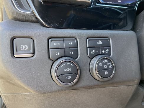 Used 2023 Chevrolet Silverado 1500 LT Trail Boss w/ Protection Package AWD/4WD image 46