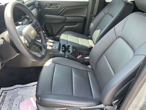 Used 2024 Chevrolet Colorado W/T RWD image 13