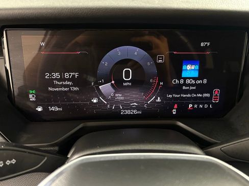 Used 2025 GMC Acadia Elevation image 23