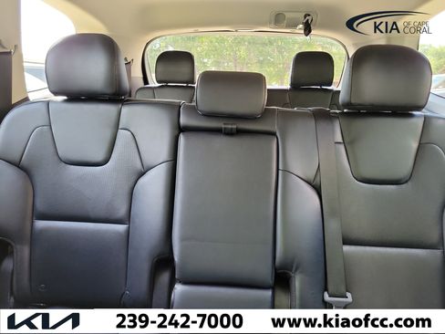 Certified 2023 Kia Telluride LX FWD image 10
