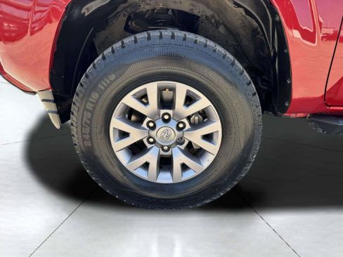 Used 2022 Toyota Tacoma SR w/ SR Convenience Package RWD image 62