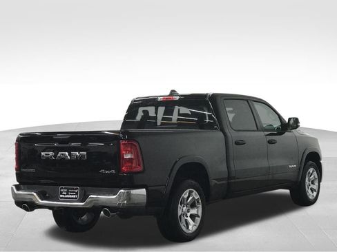New 2026 RAM 1500 4x4 Crew Cab image 8