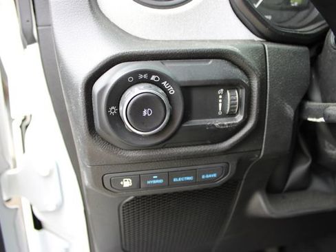 Used 2025 Jeep Wrangler Unlimited Sport S 4xe AWD/4WD image 17