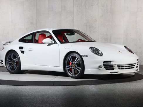 Used 2013 Porsche 911 Turbo AWD/4WD image 6