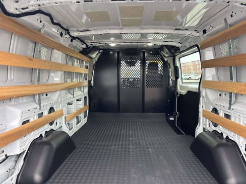 Used 2024 Ford Transit 250 Low Roof w/ Exterior Upgrade Package image 11