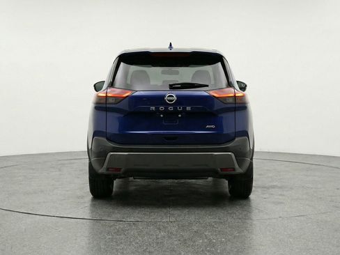 Used 2025 Nissan Rogue SV image 7