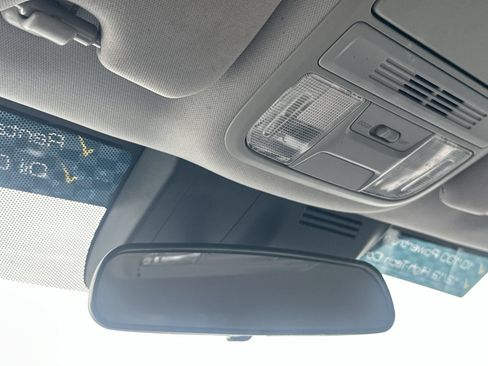 Used 2020 Honda CR-V LX image 29